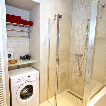 Apartment Naehe Zentrum Вена Номер фото