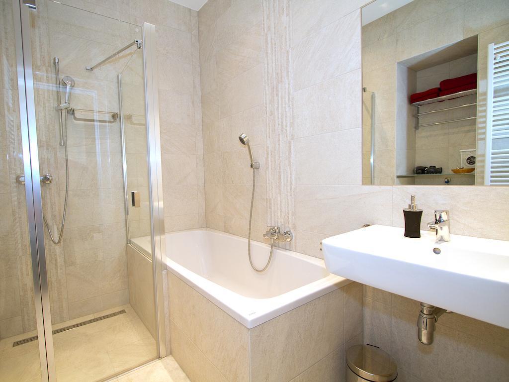 Apartment Naehe Zentrum Вена Экстерьер фото
